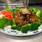 Best Sesame Beef in Gladstone, MO