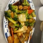 Best Cashew Vegetable in a Brown Sauce in Gladstone, MO